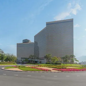 Отель Hyatt Regency - Corniche, Дубай