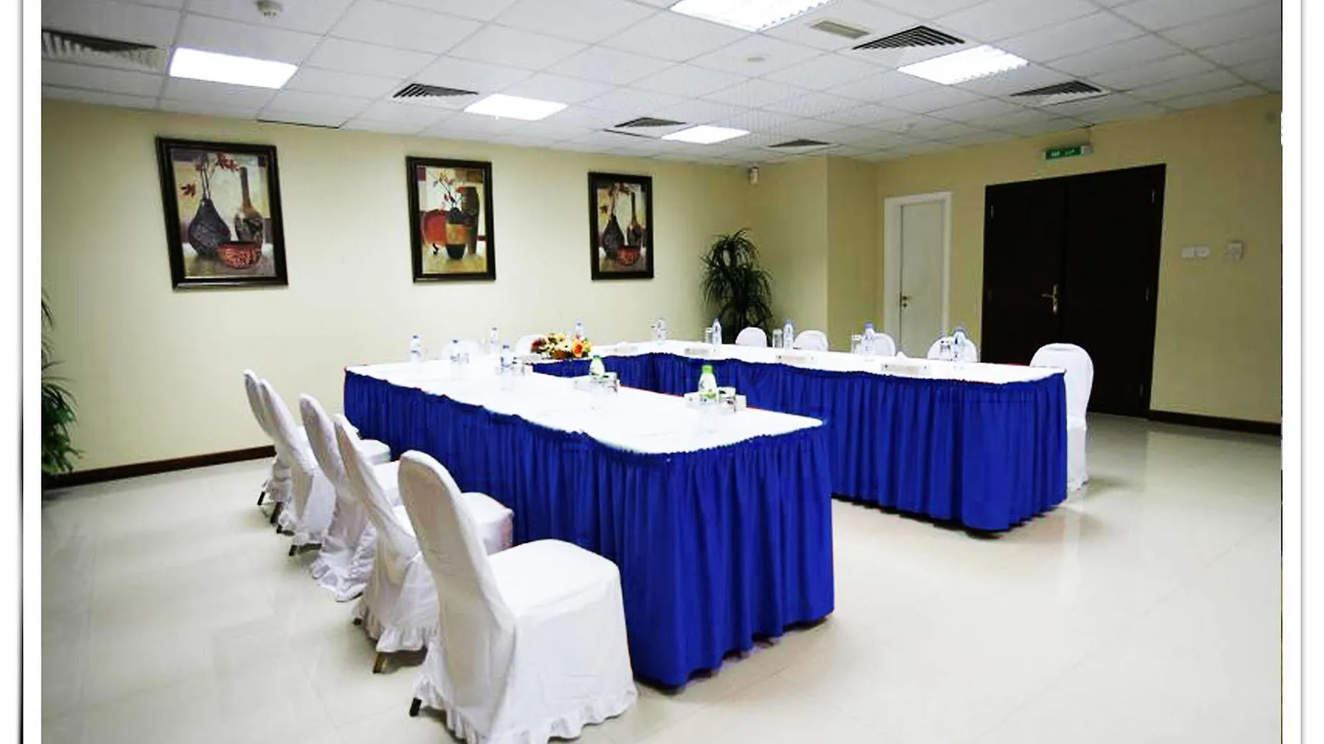 Desert Rose Hotel Apartments Dubai Aparthotel